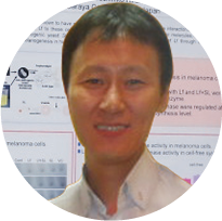 Lactoferrin Laboratory Senior Researcher. Doctor in Agriculture Ryu Mizuyuki.